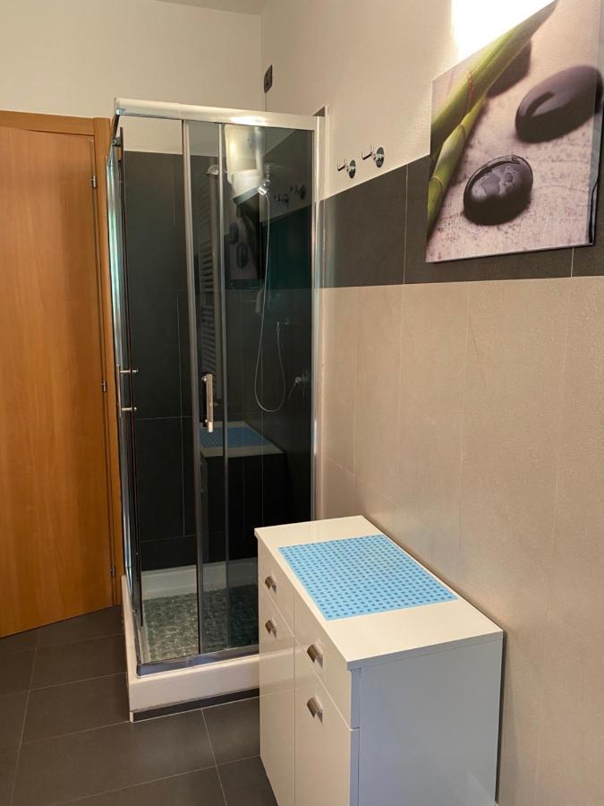 Moro Nest Apartment Monvalle Bagian luar foto